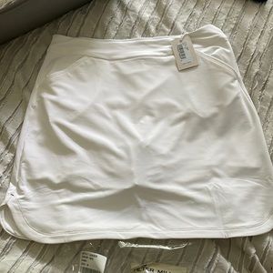 Peter Millar golf skort